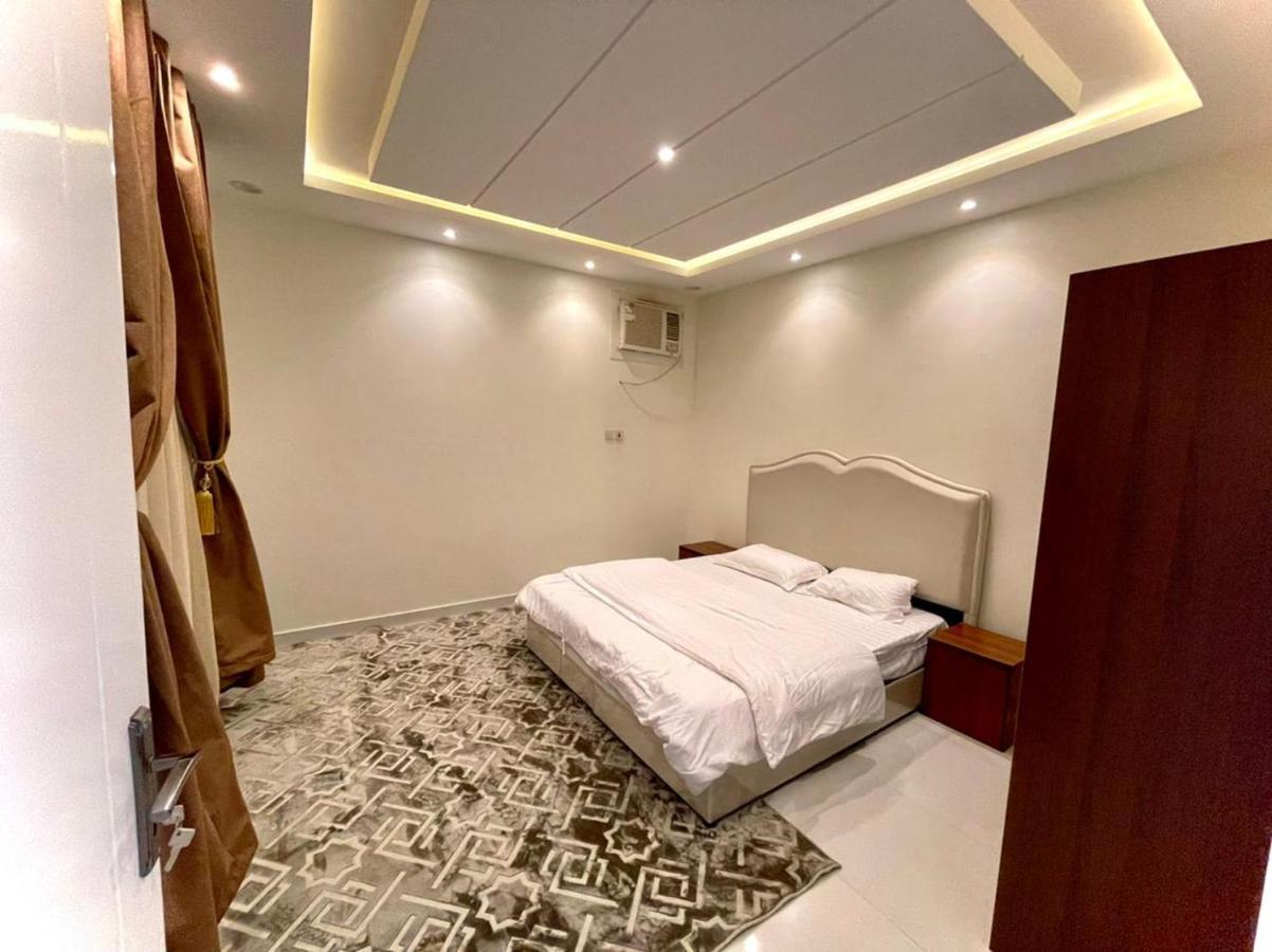 شاليهات باردايس Paradise Chalets Khamis Mushait Exterior photo